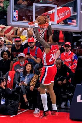 October 31, 2025, Inglewood, California, USA: John Collins 20 of the Los Angeles Clippers dunks the ball during the 2025-26 Emirates Cup game against the New Orleans Pelicans on Friday October 31, 2025 at Intuit Dome Arena in Inglewood, California. Clippers defeat Pelicans, 126-124. JAVIER ROJAS PI Inglewood USA - ZUMAp124 20251031_zaa_p124_012 Copyright: xJavierxRojasx