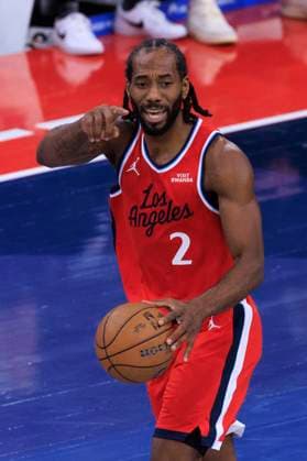 October 31, 2025, Inglewood, California, USA: Kawhi Leonard 2 of the Los Angeles Clippers during the 2025-2026 Emirates Cup game against the New Orleans Pelicans on Friday October 31, 2025 at Intuit Dome in Inglewood, California. Clippers defeat Pelicans, 126-124. ARIANA RUIZ PI Inglewood USA - ZUMAp124 20251031_zaa_p124_029 Copyright: xArianaxRuizx
