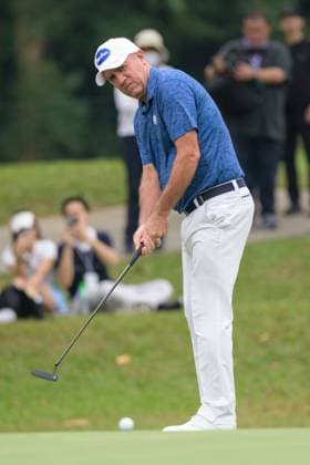 November 1, 2025, Hong Kong, Hong Kong, China: Hong Kong Open Golf Round 3, Round 3, Hong Kong Golf Club Fanling, Hong Kong, China. Former Hong Kong Open winner, AustraliaÃ¢â‚¬â ¢s Scott HEND in action Hong Kong China - ZUMAr144 20251101_zap_r144_015 Copyright: xJaynexRussellx