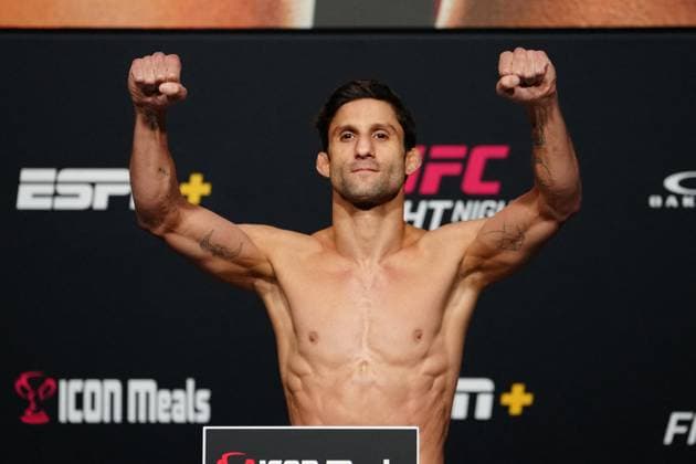 UFC Fight Night - Garcia vs Onama: Official Weigh-In LAS VEGAS, NV - OCT 31: Allan Nascimento steps on the scale for the official weigh-ins at UFC Apex for UFC Fight Night - Garcia vs Onama on October 31, 2025 in Las Vegas, NV, United States. (Photo by Louis Grasse PxImages) Las Vegas, NV LAS VEGAS, NV United States  Copyright: xPXxImages ABACAx