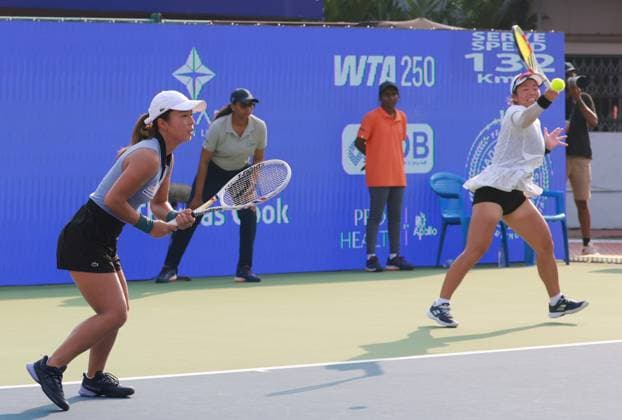 CHENNAI OPEN WTA, Tennis Damen 250 Chennai Open WTA 250 : Storm HUNTER (AUS) & Monica NICULESCU (ROU) Vs HONTAMA (JPN) OMANE (JPN) Doubles Team Japan won the semi finals. Chennai SDAT Stadium, Nungambakkam. India Copyright: xSukumarxSukumarx