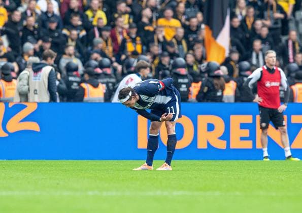 Soccer, Men, Season 2025 2026, 2 Bundesliga 11 Matchday , Hertha BSC Dynamo Dresden, Fabian Reese Hertha BSC , Cheering after goal to 2 0, 01 11 2025, Copyright: xSebastianxRäppold MatthiasxKochx