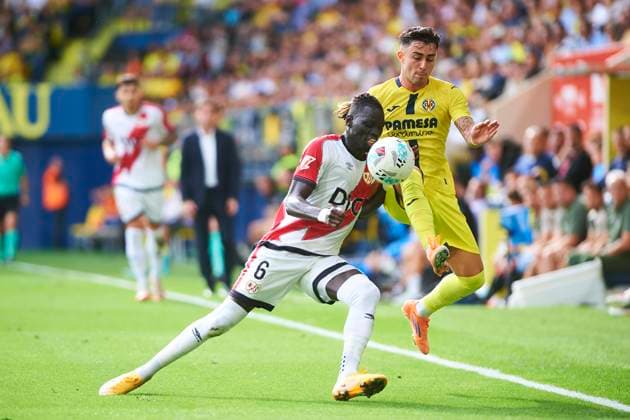 Pathe Ciss (Rayo Vallecano) and Alberto Moleriro (Villarreal CF) during the LaLiga EA Sports match between Villarreal CF and Rayo Vallecano at Estadio de la Ceramica on November 1, 2025 in Villarreal, Spain. (Photo by Maria Jose Segovia DeFodi Images) Pathe Ciss Rayo Vallecano and Alberto Moleriro Villarreal CF during the LaLiga EA Sports match between Villarreal CF and Rayo Vallecano at Estadio de la Ceramica on November 1, 2025 in Villarreal, Spain Photo by Maria Jose Segovia DeFodi Images
