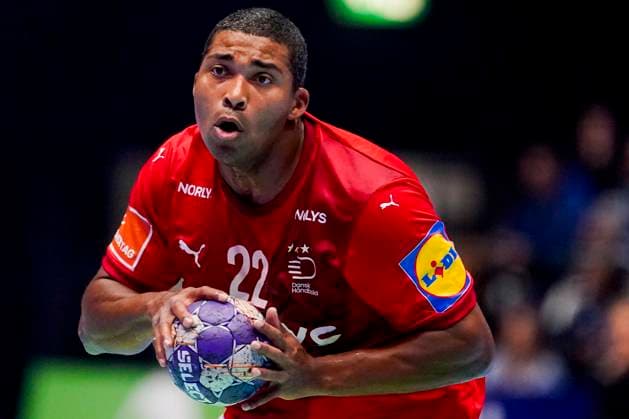 Handball, Golden League Denmark Netherlands Trondheim 20251101 Denmark s Mads Mensah Larsen during the Golden League handball match between Denmark and the Netherlands at Trondheim Spektrum Photo Erik Flaaris Johansen NTB Trondheim Norway EDITORIAL USE ONLY RESTRICTED USE FOR BETTING COMPANIES  Copyright: xErikxFlaarisxJohansenx xNTBx