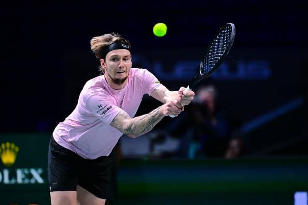 TENNIS : Rolex Paris Masters - Paris - 01 11 2025 Alexander Bublik ( Kazakhstan ) during the Rolex Paris Masters at Paris La Defense Arena on November 01, 2025 in Nanterre, France. (Photo by Federico Pestellini PSNewz ) ParisFrance  Copyright: xFedericoxPestellinix