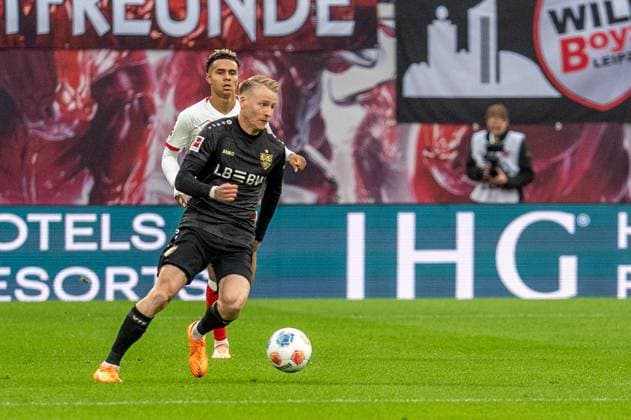 Germany, Football, 1 Bundesliga, Matchday 9, 2025 2026, RB Leipzig VfB Stuttgart on 01 11 in Leipzig Red Bull Arena Chris Führich VfB Stuttgart 10 Copyright: xSvenxHeidmannx