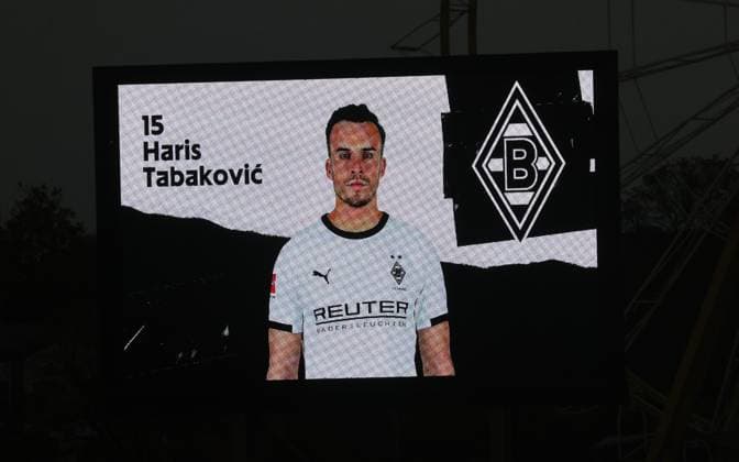 Goal celebration 0 1 by Haris Tabakovic Borussia Moenchengladbach Football, 1 BL, Season 2025 2026, Men, FC St Pauli vs Borussia Moenchengladbach, Millerntor Stadion DFL REGULATIONS PROHIBIT ANY USE OF PHOTOGRAPHS AS IMAGE SEQUENCES AND OR QUASI VIDEO