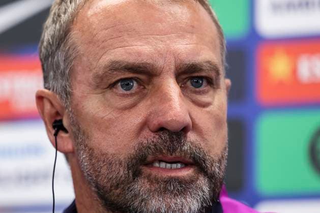 November 1, 2025, Sant Joan Despi, Barcelona, SPAIN: Hansi Flick, head coach of FC Barcelona, Barca attends his press conference, PK, Pressekonferenz during the training day of FC Barcelona ahead the Spanish League, La Liga EA Sports, football match against Elche CF at Ciudad Esportiva Joan Gamper on November 01, 2025 in Sant Joan Despi, Barcelona, Spain. Sant Joan Despi SPAIN - ZUMAa181 20251101_zaa_a181_038 Copyright: xJavierxBorregox
