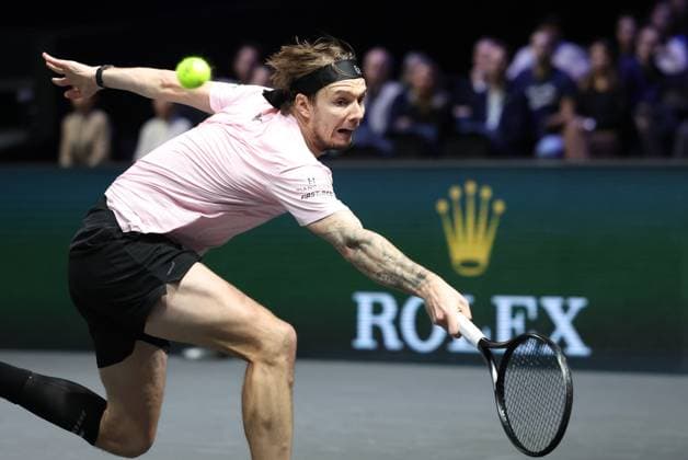 ROLEX PARIS MASTERS TENNIS 2025 Thierry Larret MAXPPP - Nanterre (92) 01 11 2025 Thierry Larret Maxppp. Tennis. Rolex Paris Masters. Paris La Defense, Nanterre (92). Du 25 octobre au 2 novembre 2025. Samedi 1er novembre 2025. Demi-Finale : Alexander BUBLIK (KAZ) vs Felix AUGER-ALIASSIME (CAN). Nanterre (92) PARIS LA DEFENSE ARENA ILE DE FRANCE FRANCE  Copyright: xMAXPPPxThierryxLarretx TLR202511018865 TLR202511018865