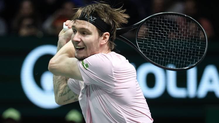 ROLEX PARIS MASTERS TENNIS 2025 Thierry Larret MAXPPP - Nanterre (92) 01 11 2025 Thierry Larret Maxppp. Tennis. Rolex Paris Masters. Paris La Defense, Nanterre (92). Du 25 octobre au 2 novembre 2025. Samedi 1er novembre 2025. Demi-Finale : Alexander BUBLIK (KAZ) vs Felix AUGER-ALIASSIME (CAN). Nanterre (92) PARIS LA DEFENSE ARENA ILE DE FRANCE FRANCE  Copyright: xMAXPPPxThierryxLarretx TLR202511018875 TLR202511018875