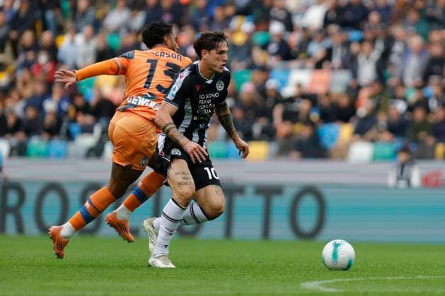 Udinese Calcio v Atalanta BC - Serie A Udinese s Nicolo Zaniolo plays against Atalanta s Ederson Jose Dos Santos Lourenco Da Silva during the 2026 Italian Serie A ENILIVE 2025 26 football match between Udinese and Atalanta at Bluenergy Stadium in Udine, Italy, on November 1, 2025. Udine Friuli Venezia Giulia Italy  Copyright: xMattiaxRadonix originalFilename:radoni-italians251101_npO1B.jpg