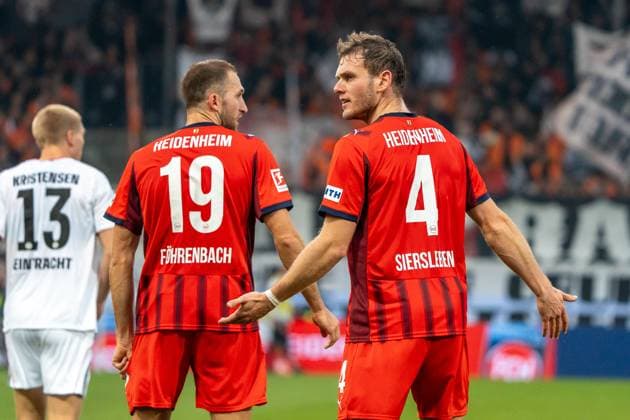Jonas Foehrenbach FC Heidenheim, 19 and Tim Siersleben FC Heidenheim, 04 , GER, 1 FC Heidenheim 1846 vs Eintracht Frankfurt, Football, 1 Bundesliga, Matchday 9, Season 2025 2026, 01 11 2025, DFL REGULATIONS PROHIBIT ANY USE OF PHOTOGRAPHS AS IMAGE SEQUENCES AND OR QUASI VIDEO, GER, 1 FC Heidenheim 1846 vs Eintracht Frankfurt, Football, 1 Bundesliga, Matchday 9, Season 2025 2026, 01 11 2025, Heidenheim Copyright: xEibner-Pressefoto EdwardxCheungx EP_ECG