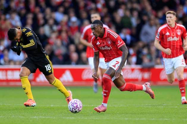 Nottingham Forest v Manchester United, ManU Premier League 01 11 2025. Callum Hudson-Odoi (7) of Nottingham Forest runs into attack during the Premier League match between Nottingham Forest and Manchester United at the City Ground, Nottingham, England on 1 November 2025. Nottingham City Ground Nottinghamshire England Editorial use only DataCo restrictions apply See www.football-dataco.com , Copyright: xConorxMolloyx PSI-23152-0043