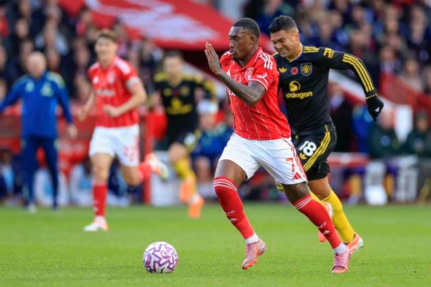 Nottingham Forest v Manchester United, ManU Premier League 01 11 2025. Callum Hudson-Odoi (7) of Nottingham Forest runs into attack during the Premier League match between Nottingham Forest and Manchester United at the City Ground, Nottingham, England on 1 November 2025. Nottingham City Ground Nottinghamshire England Editorial use only DataCo restrictions apply See www.football-dataco.com , Copyright: xConorxMolloyx PSI-23152-0045