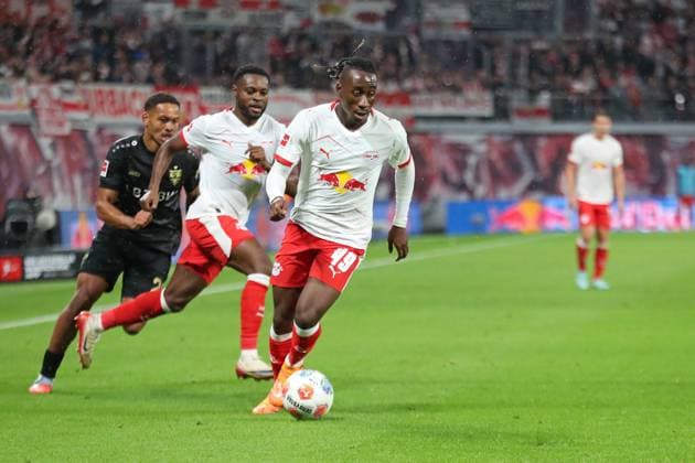RB Leipzig vs VfB Stuttgart, 01 11 2025 LEIPZIG, GERMANY NOVEMBER 1 Yan Diomande 49, RB Leipzig during the Bundesliga match between RB Leipzig vs VfB Stuttgart at Red Bull Arena on matchday 9 of Bundesliga 1 on November 1, 2025 in Leipzig, Germany DFL REGULATIONS PROHIBIT ANY USE OF PHOTOGRAPHS AS IMAGE SEQUENCES AND OR QUASI VIDEO Copyright: xBEAUTIFULxSPORTS JanxKaeferx