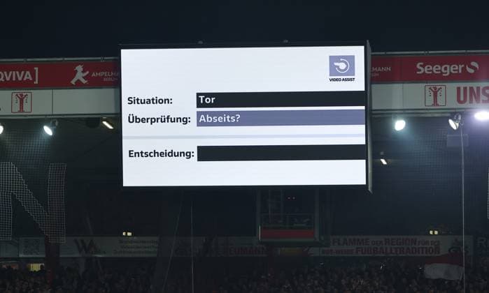 VAR Video Assist Referee Offside goal Sport Football Soccer Bundesliga Men DFL 9 Matchday Season 2025 2026 01 11 2025 1 FC Union Berlin FCU vs SC Freiburg SCF DFL regulations prohibit any use of photographs as image sequences and or quasi video