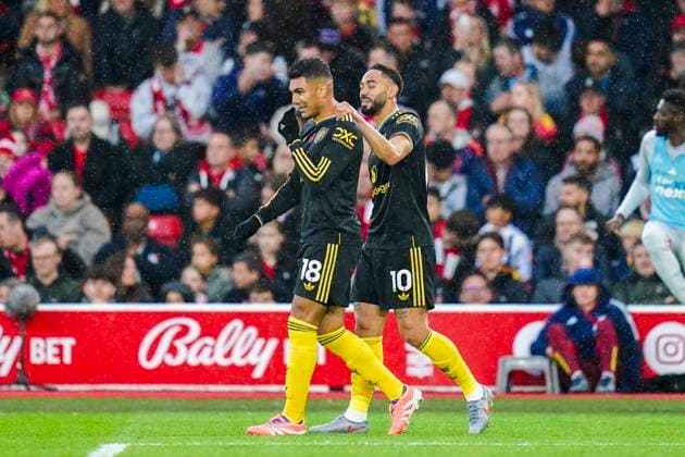 Nottingham Forest v Manchester United, ManU Premier League Manchester United midfielder Casemiro (18) scores a GOAL 0-1 and celebrates with Manchester United forward Matheus Cunha (10) during the Nottingham Forest v Manchester United Premier League match at the City Ground, West Bridgford, England on 1 November 2025 Credit: Eleanor Hoad Every Second Media Editorial use only. All images are copyright Every Second Media Limited. No images may be reproduced without prior permission. All rights reserved. Premier League and Football League images are subject to licensing agreements with Football DataCo Limited. see https: www.football-dataco.com Copyright: xIMAGO EveryxSecondxMediax ESM-1649-0004 EleanorxHoadx xEveryxSecondxMediax