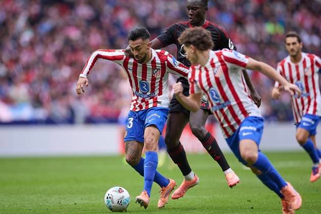 Nicolas Gonzalez (Atletico de Madrid) controls the ball during the LaLiga EA Sports match between AtlÃ tico Madrid v Sevilla FC at Estadio Riyadh Air Metropolitano on November 1, 2025 in Madrid, Spain. (Photo by Manu Reino DeFodi Images) Nicolas Gonzalez Atletico de Madrid controls the ball during the LaLiga EA Sports match between AtlÃ tico Madrid v Sevilla FC at Estadio Riyadh Air Metropolitano on November 1, 2025 in Madrid, Spain Photo by Manu Reino DeFodi Images