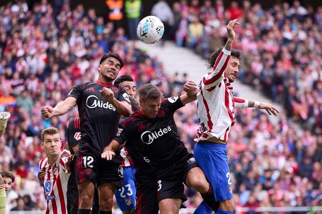 Gabriel Suazo (Sevilla FC) and Jose Maria Gimenez (Atletico de Madrid) battle for the ball during the LaLiga EA Sports match between AtlÃ tico Madrid v Sevilla FC at Estadio Riyadh Air Metropolitano on November 1, 2025 in Madrid, Spain. (Photo by Manu Reino DeFodi Images) Gabriel Suazo Sevilla FC and Jose Maria Gimenez Atletico de Madrid battle for the ball during the LaLiga EA Sports match between AtlÃ tico Madrid v Sevilla FC at Estadio Riyadh Air Metropolitano on November 1, 2025 in Madrid, Spain Photo by Manu Reino DeFodi Images