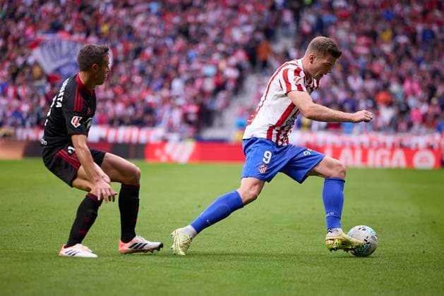 Alexander Sorloth (Atletico de Madrid) and Cesar Azpilicueta (Sevilla FC) battle for the ball during the LaLiga EA Sports match between AtlÃ tico Madrid v Sevilla FC at Estadio Riyadh Air Metropolitano on November 1, 2025 in Madrid, Spain. (Photo by Manu Reino DeFodi Images) Alexander Sorloth Atletico de Madrid and Cesar Azpilicueta Sevilla FC battle for the ball during the LaLiga EA Sports match between AtlÃ tico Madrid v Sevilla FC at Estadio Riyadh Air Metropolitano on November 1, 2025 in Madrid, Spain Photo by Manu Reino DeFodi Images