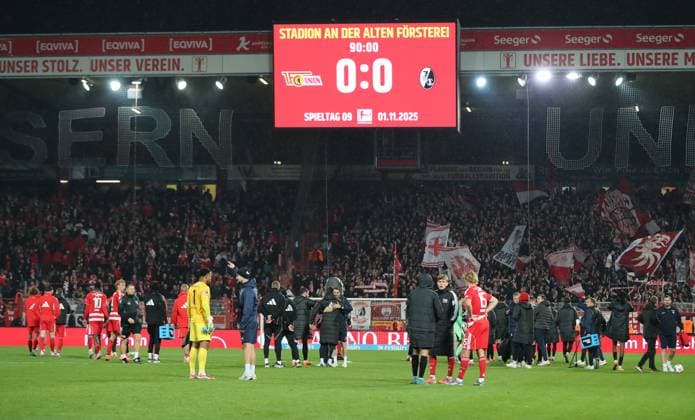 Scoreboard with final result 0 0 Sport Football Soccer Bundesliga Men DFL 9 Matchday Season 2025 2026 01 11 2025 1 FC Union Berlin FCU vs SC Freiburg SCF DFL regulations prohibit any use of photographs as image sequences and or quasi video