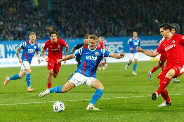 Cedric Harenbrock Rostock GER, FC Hansa Rostock vs SC Verl, Football, Men, 3 Liga, Matchday 13, Season 2025 2026, 01 11 2025 Rostock Ostseestadion Mecklenburg Vorpommern Germany