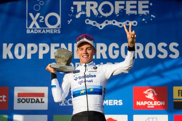 Belgian Thibau Nys celebrates on the podium after winning the men elite race of the Koppenbergcross, the first race (out of eight) of the X2O Badkamers trophy cyclocross competition, in Melden, Oudenaarde, on Saturday 01 November 2025. JASPERxJACOBS  x138630374x