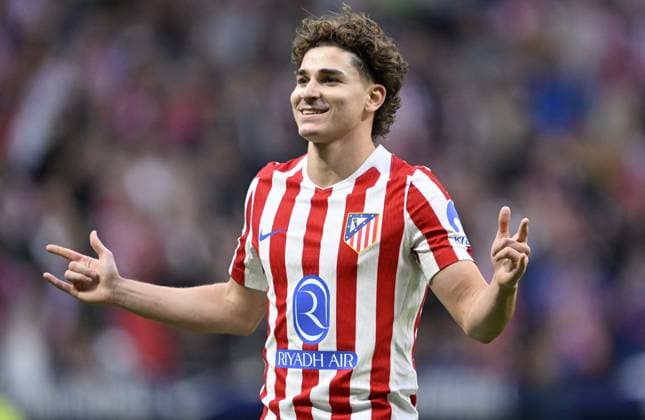Atletico Madrid v Sevilla - La Liga MADRID, SPAIN - NOVEMBER 1: Julian Alvarez of Atletico Madrid celebrates after he scores a goal during the La Liga Week 11 match between Atletico Madrid and Sevilla at Riyadh Air Metropolitano Stadium, in Madrid, Spain on November 1, 2025. Burak Akbulut Anadolu Madrid Spain. Editorial use only. Please get in touch for any other usage.  Copyright: x2025xAnadoluxBurakxAkbulutx