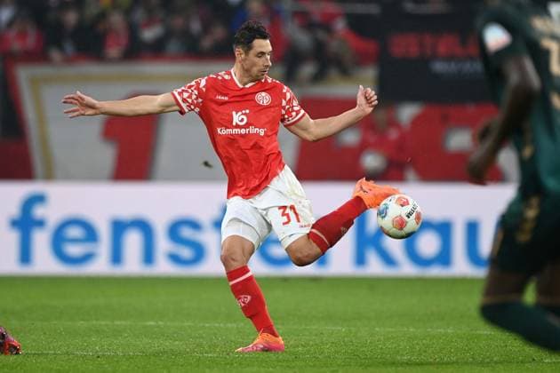 Dominik KOHR MZ Aktion, Einzelaktion, 1 FSV Mainz 05 MZ SV Werder Bremen HB 1 1 Fussball 1 Bundesliga Saison 2025 2026, 9 Spieltag, Spieltag9, matchday9, am 01 11 2025, MEWA Arena Mainz DFL regulations prohibit any use of photographs as image sequences and or quasi video Â