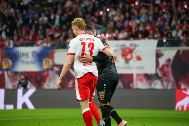 Germany Soccer Bundesliga 2025 26, 9 Matchday RB Leipzig vs VfB Stuttgart Red Bull Arena Stadion Leipzig Nicolas Seiwald RB Leipzig, 13 Deniz Undav VfB Stuttgart, 26 Leipzig Copyright: xAymanxAlahmedx