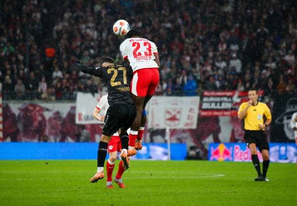 Germany Soccer Bundesliga 2025 26, 9 Matchday RB Leipzig vs VfB Stuttgart Red Bull Arena Stadion Leipzig Badredine Bouanani VfB Stuttgart, 27 Castello Lukeba RB Leipzig, 23 Leipzig Copyright: xAymanxAlahmedx