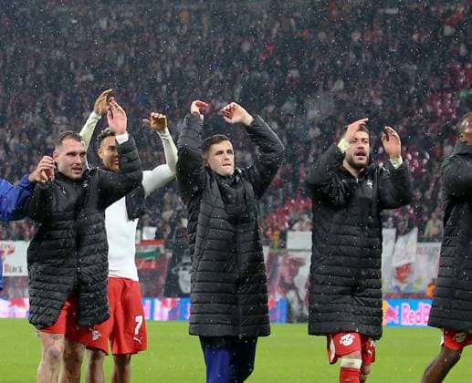 Germany Bundesliga 2025 26, 9 Matchday RB Leipzig vs VfB Stuttgart Red Bull Arena Stadion Leipzig Victory celebration Willi Orban Willi Orban RB Leipzig, 4 Antonio Nusa RB Leipzig, 7 Christoph Baumgartner RB Leipzig, 14 RÃ mulo Romulo RB Leipzig, 40 Leipzig Copyright: xAymanxAlahmedx