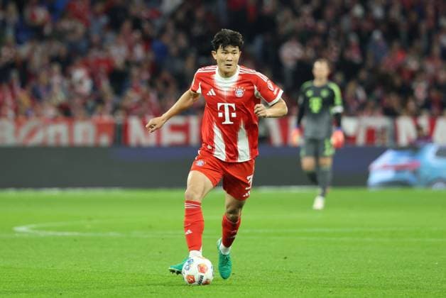 Min jae Kim 3 FC Bayern Muenchen , FC Bayern Muenchen vs Bayer 04 Leverkusen, Soccer, 1 Bundesliga, 9 Matchday, 01 11 2025 DFB regulations prohibit any use of photographs as image sequences and or quasi video Muenchen Bayern Germany Copyright: xkolbert-press ChristianxKolbertx