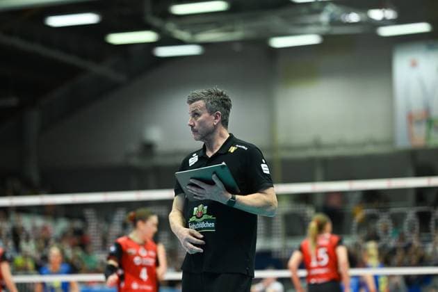 Alexander Waibl Head Coach Dresdner SC Dresdner SC vs SSC Palmberg Schwerin, 1 Volleyball Bundesliga Women, Season 2025 2026, 01 11 2025 Dresdner SC vs SSC Palmberg Schwerin, 1 Volleyball Bundesliga Women, Season 2025 2026, 01 11 2025 Dresden Copyright: xEibner-Pressefoto xHoepnerx EP_PHR