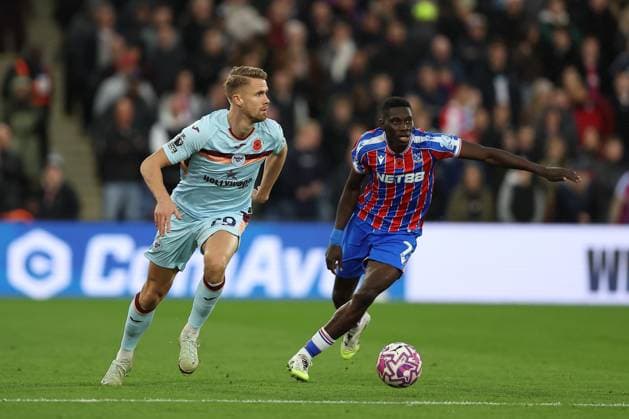 1st November 2025; Selhurst Park, Selhurst, London, England; Premier League Football, Crystal Palace versus Brentford; Kristoffer Ajer of Brentford and Ismaila Sarr of Crystal Palace  KatiexChan