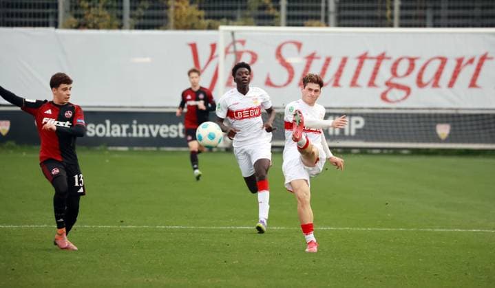01 11 25 U19 VfB Stuttgart U19 1 FC Nürnberg Germany, Stuttgart, 01 11 2025, Football, U19 DFB Youth League, Season 2025 2026, U19 VfB Stuttgart U19 1 FC Nürnberg 2 2 Matheos Tsigkas VfB Stuttgart