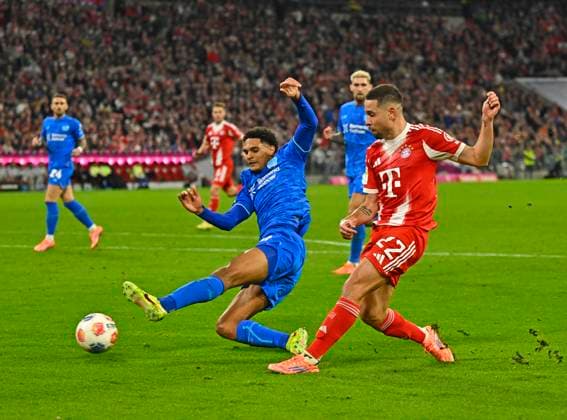01 11 2025, Soccer Bundesliga 2025 2026, 9 Matchday, FC Bayern Munich Bayer Leverkusen, at the Allianz Arena Munich, Raphael Guerreiro re, FC Bayern Munich DFL and DFB regulations prohibit any use of photographs as image sequences and or quasi video