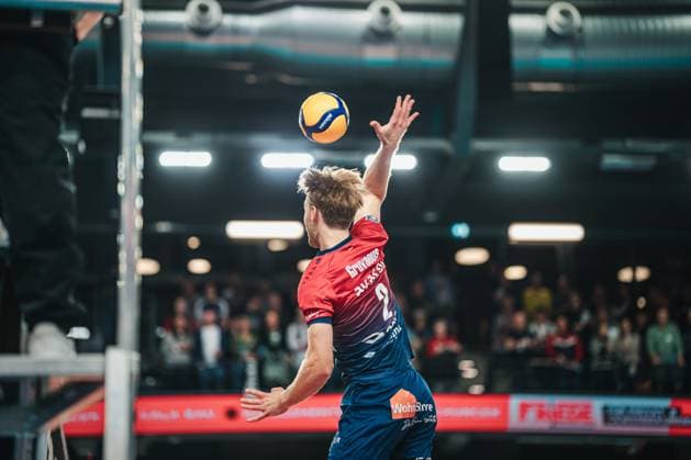 VBL SVG Lüneburg vs Netzhoppers KW, 01 11 2025 Daniel Gruvaeus SVG Lüneburg, 2 beats Volleyball Bundesliga, 4 Matchday SVG Lüneburg vs Netzhoppers KW on 01 11 2025 in the LKH Arena, Lüneburg Copyright: xBEAUTIFULxSPORTS Tonhäuserx
