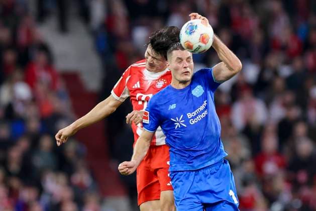 Minjae Kim (FC Bayern Muenchen) und Patrik Schick (Bayer 04 Leverkusen) kaempfen um den Ball, Bundesliga, FC Bayern München v Bayer 04 Leverkusen, Allianz Arena am 01. November 2025 in München, Deutschland. (Foto von Marco Steinbrenner DeFodi Images) Minjae Kim (FC Bayern Muenchen) und Patrik Schick (Bayer 04 Leverkusen) battle for the ball, Bundesliga, FC Bayern München v Bayer 04 Leverkusen, Allianz Arena, November 1, 2025 in München, Germany. (Photo by Marco Steinbrenner DeFodi Images) DFL regulations prohibit any use of photographs as image sequences and or quasi-video. Minjae Kim FC Bayern Muenchen and Patrik Schick Bayer 04 Leverkusen battle for the ball, Bundesliga, FC Bayern München v Bayer 04 Leverkusen, Allianz Arena, November 1, 2025 in Munich, Germany Photo by Marco Steinbrenner DeFodi Images Minjae Kim FC Bayern Muenchen and Patrik Schick Bayer 04 Leverkusen battle for the ball, Bundesliga, FC Bayern München v Bayer 04 Leverkusen, Allianz Arena, November 1, 2025 in München, Germany Photo by Marco Steinbrenner DeFodi Images DFL regulations prohibit any use of photographs as image sequences and or quasi video