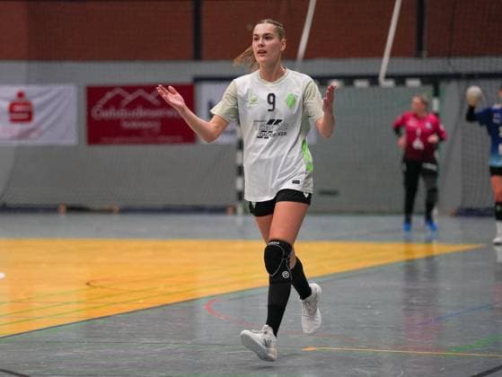 Luca Marie Schumacher SV Werder Bremen, 09 no longer agrees with the referees decision Bergischer HC Women vs SV Werder Bremen Women, Handball, 2 Bundesliga Women, Matchday 7, Season 2025 2026, 01 11 2025 Bergischer HC Women vs SV Werder Bremen Women, Handball, 2 Bundesliga Women, Matchday 7, Season 2025 2026, 01 11 2025 Solingen Copyright: xEibner-Pressefoto DamianxKruczynx EP_DKI