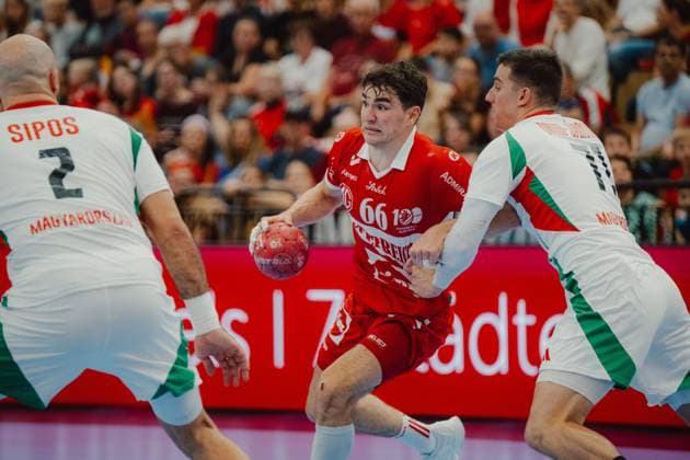 HANDBALL - OEHB, 100 years anniversary VIENNA,AUSTRIA,01.NOV.25 - HANDBALL - OEHB, Oesterreichischer Handballbund, Handball Austria, 100 years anniversary, test match, Austria vs Hungary. Image shows Elias Kofler (AUT).  GEPAxpictures xAlexanderxSolc