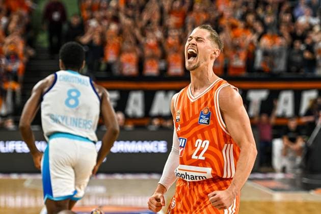 GER, BBL, ratiopharm Ulm vs Skyliners Frankfurt 01 11 2025, ratiopharm arena, Neu Ulm, GER, BBL, ratiopharm Ulm vs Skyliners Frankfurt, in the picture Thomas Klepeisz Ulm, 22 is happy after his first points after his injury nordphotoxGmbHx xHafner nph00200