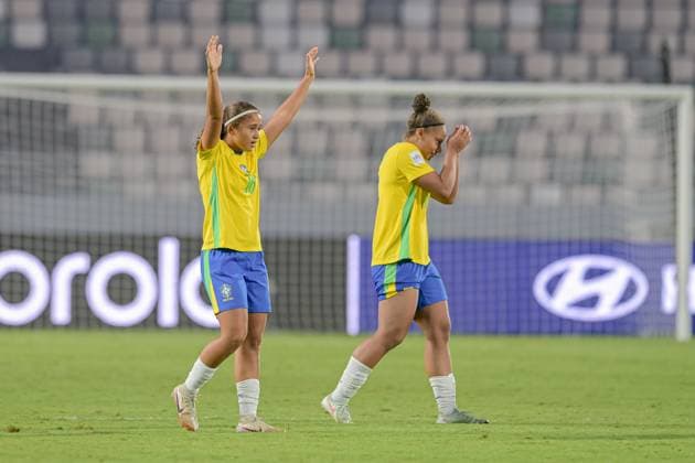 Brazil v Canada: Group A - FIFA U-17 Women s World Cup Morocco 2025 Brazilian players celebrate their qualification for the semi-finals during the FIFA U17, U 17 Women s World Cup Morocco 2025 quarter-final match between Brazil and Canada in Rabat, Morocco, on November 1, 2025, at the Olympic Stadium. Rabat Morocco  Copyright: xAndreaxxAmatox originalFilename:amato-notitle251101_np2Z9.jpg