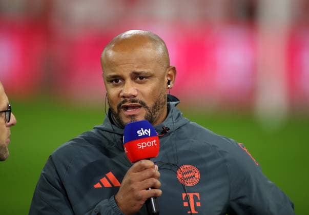 Football, Men, Bundesliga, Season 2025 2026, FC Bayern Munich Bayer 04 Leverkusen, Allianz Arena Vincent Kompany, Coach FC Bayern Munich in an interview Sky Sport DFB, DFL regulations prohibit any use of photographs as image sequences and or quasi video