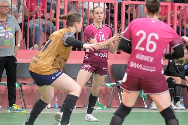 Klara Schlegel TusSies Metzingen, 14 TusSies Metzingen vs Buxtehuder SV, Handball, Alsco HBF, 7 League Matchday, Season 2025 2026, 01 11 2025 TusSies Metzingen vs Buxtehuder SV, Handball, Alsco HBF, 7 League Matchday, Season 2025 2026, 01 11 2025 Tuebingen Copyright: xEibner-Pressefoto TobiasxBaurx EP_TBR