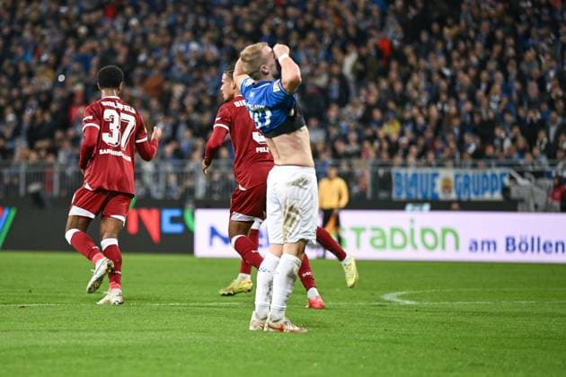 01 11 2025, Soccer, 2 Bundesliga, Matchday 11 Season 2025 2026, SV Darmstadt 98 DSC Arminia Bielefeld, Noah Joel Sarenren Bazee DSC Arminia Bielefeld celebrates the goal for 1 1, xRHR PHOTO TKx Copyright: RHR-FOTOx RHR-FOTO TK