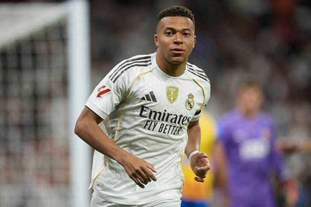 Kylian Mbappe (Real Madrid CF) looks on during the LaLiga EA Sports match between Real Madrid v Valencia CF at Santiago BernabÃ u on November 1, 2025 in Madrid, Spain. (Photo by Manu Reino DeFodi Images) Kylian Mbappe Real Madrid CF looks on during the LaLiga EA Sports match between Real Madrid v Valencia CF at Santiago BernabÃ u on November 1, 2025 in Madrid, Spain Photo by Manu Reino DeFodi Images