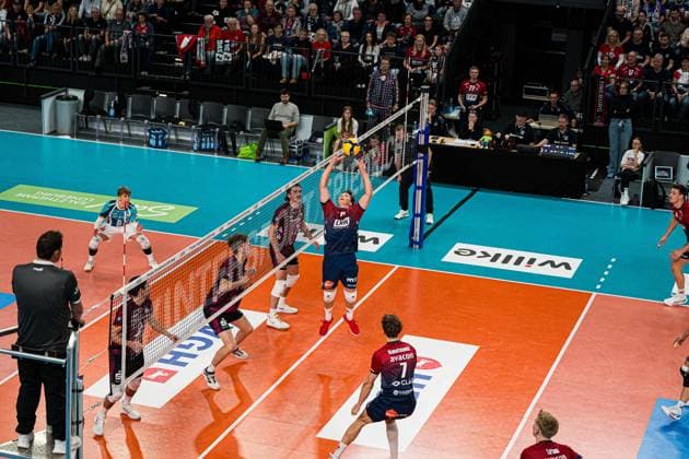 Volleyball I Men I Season 2025 2026 I Volleyball Bundesliga I 4 Matchday I SVG Lüneburg Energiequelle Netzhoppers KW I 01 11 2025 Santeri Riku Matias Välimaa 12, SVG Lüneburg Copyright: xLobeca Bjorn-OlexKehmx