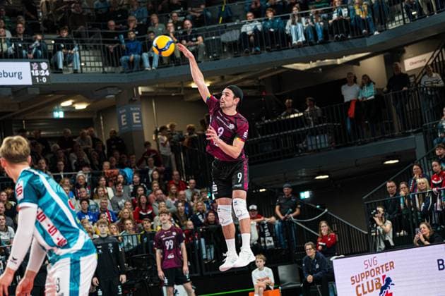 Volleyball I Men I Season 2025 2026 I Volleyball Bundesliga I 4 Matchday I SVG Lüneburg Energiequelle Netzhoppers KW I 01 11 2025 Hannes Gerken 9, Energiequelle Netzhoppers KW Copyright: xLobeca Bjorn-OlexKehmx