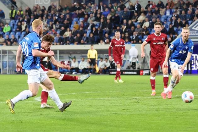01 11 2025, xrekx, Soccer 2 Bundesliga, SV Darmstadt 98 Arminia Bielefeld v l Goal shot to 2 2 by Maximilian Großer Arminia Bielefeld DFL DFB REGULATIONS PROHIBIT ANY USE OF PHOTOGRAPHS as IMAGE SEQUENCES and or QUASI VIDEO Darmstadt